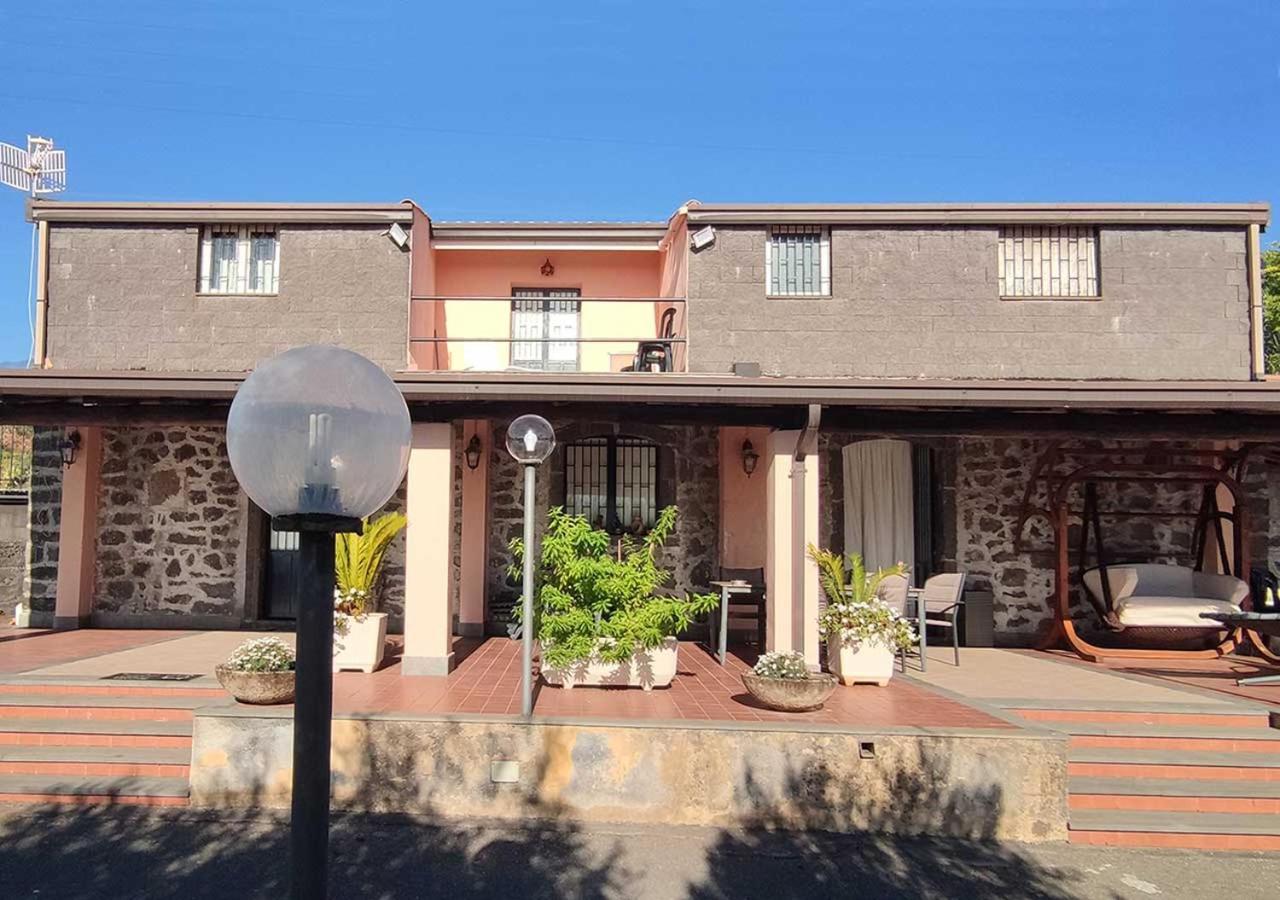 Peri Peri Etna Guest House Montargano المظهر الخارجي الصورة