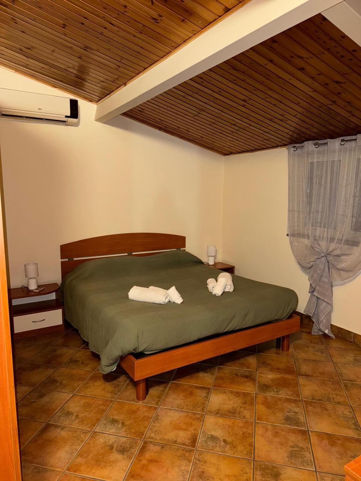 Peri Peri Etna Guest House Montargano المظهر الخارجي الصورة